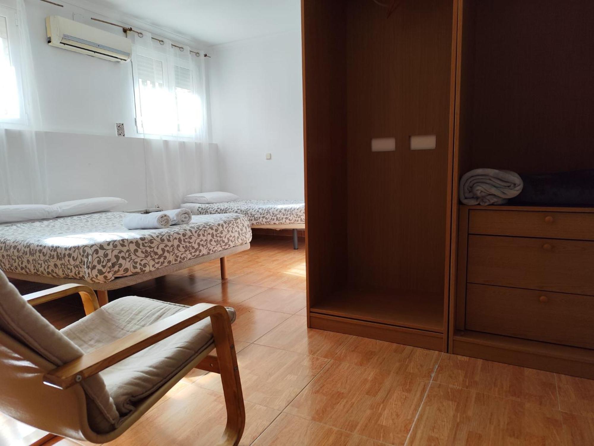 El Colmenar Habitaciones Madrid Exterior photo